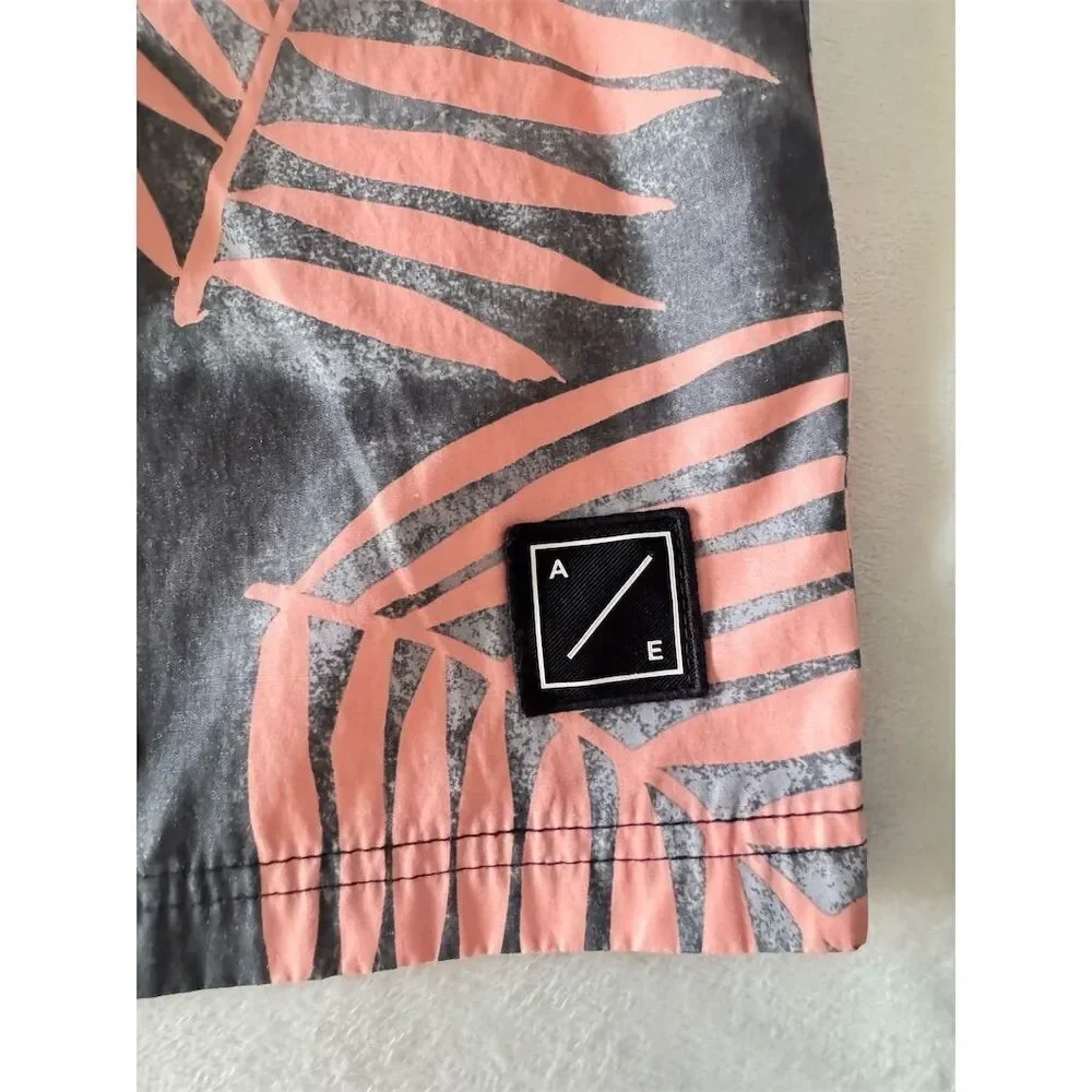 American Eagle Men's Palm Leaf Board Shorts Swim Trunks Size M‎ Multicolor